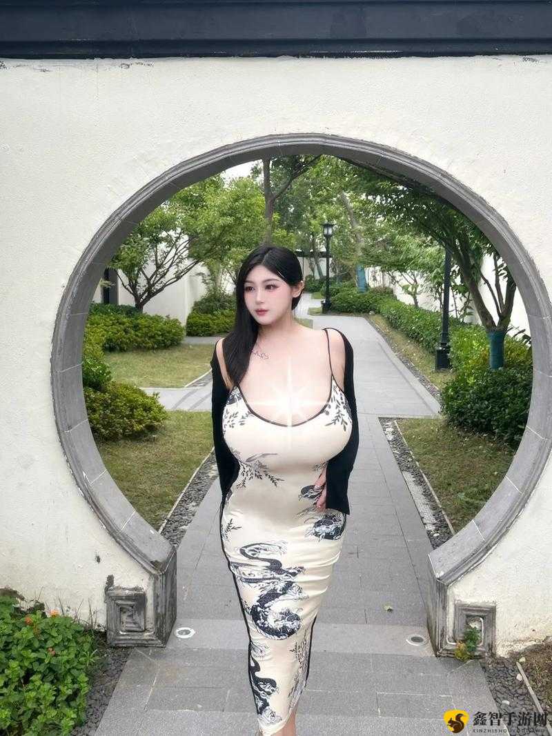 凹凸女 BBWBBWBBWBBW 之魅力展现